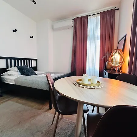 C 200m Do Plazy Apartment Zoppot