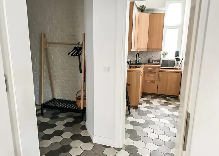 C 200m Do Plazy Lägenhet