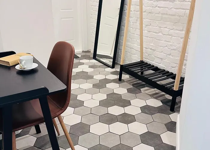 C 200m Do Plazy Lägenhet *